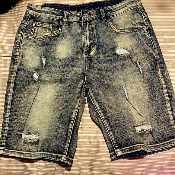 SHEIN faded blue shorts Large - Picture 1 of 2